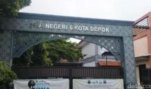 gubernur-jabar-dedi-mulyadi-mencopot-kepala-sma-negeri-6-depok-lantaran-kegiatan-karyawisata-study-tour-sman-6-depok-buka-suar-1740369173862_169 Dicopot Dedi Mulyadi