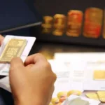 Harga emas turun Harga emas turun
