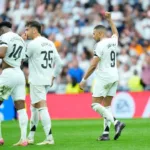 Real Madrid Kylian Mbappe (kanan) Mbappé