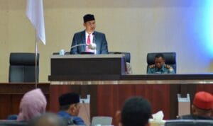 BANGGAR DPRA Gubernur Aceh