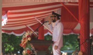 Gubernur Aceh Muzakir Manaf Gubernur Aceh Muzakir Manaf