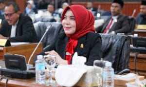 Hj. Salmawati, S.E., M.M Siswi Matangkuli