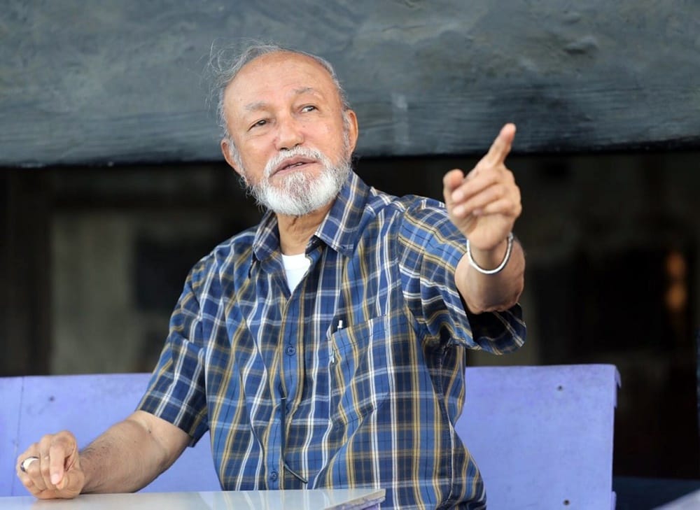 Wali Nanggroe Aceh Tgk Malik Mahmud Al-Haythar menyampaikan kekecewaan atas terhambatnya bantuan internasional untuk korban banjir dan longsor Aceh Wali Nanggroe Aceh Tgk Malik Mahmud Al-Haythar menyampaikan kekecewaan atas terhambatnya bantuan internasional untuk korban banjir dan longsor Aceh