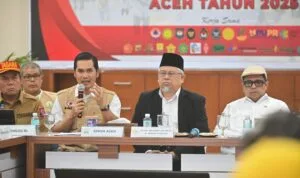 Rapat Sekda Aceh dan Komisi VIII DPR RI membahas penanganan banjir besar di Aceh Rapat Sekda Aceh dan Komisi VIII DPR RI membahas penanganan banjir besar di Aceh