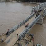 Jembatan Bailey Teupin Mane yang menghubungkan Kabupaten Bireuen dan Bener Meriah resmi dibuka pascabanjir dan longsor Jembatan Bailey Teupin Mane yang menghubungkan Kabupaten Bireuen dan Bener Meriah resmi dibuka pascabanjir dan longsor