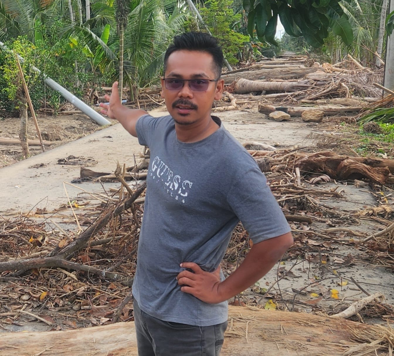 Ketua Serikat Aksi Peduli Aceh (SAPA), Fauzan Adami. Ketua Serikat Aksi Peduli Aceh (SAPA) Fauzan Adami menyampaikan desakan agar bencana ekologis Aceh disuarakan ke forum internasional akibat banjir dan longsor.