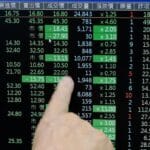 Valuasi Saham Bank Murah Infografik cara menghitung PBV untuk menilai murah mahalnya saham bank