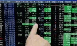 Valuasi Saham Bank Murah Infografik cara menghitung PBV untuk menilai murah mahalnya saham bank