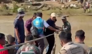 Wakil Gubernur (Wagub) Aceh meninjau bencana banjir di Aceh Tengah melalui jalur sungai terisolasi