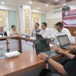 Sekda Aceh M Nasir bersama tim tanggap darurat membahas perpanjangan masa tanggap darurat dan enam klaster pemulihan pascabencana di Banda Aceh