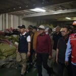 Wakil Gubernur Aceh menerima bantuan kemanusiaan PMI berupa beras dan logistik di Pelabuhan Krueng Geukuh Aceh Utara.