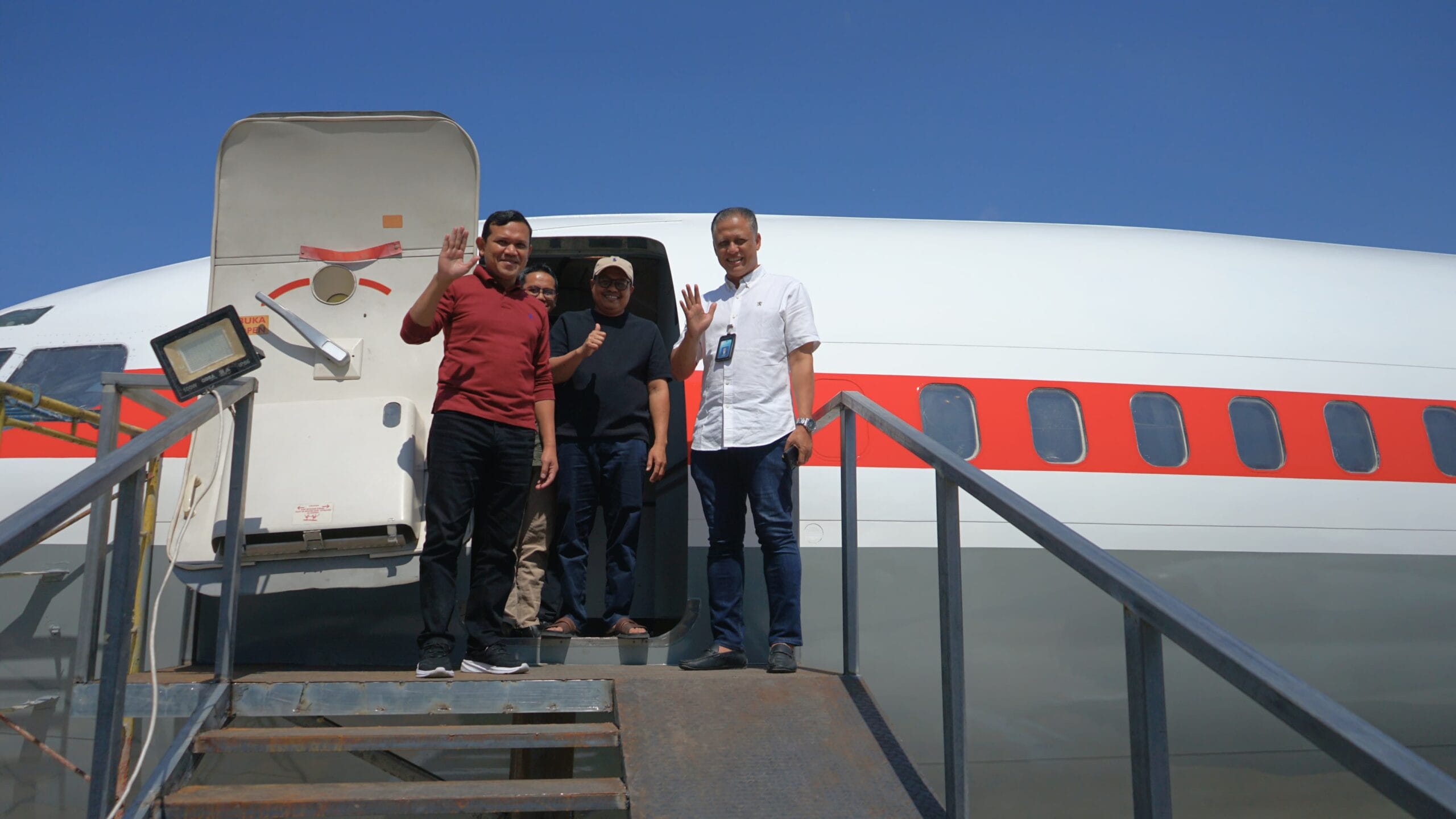 Wakil Gubernur Aceh meninjau pesawat manasik Aceh di Asrama Haji untuk simulasi haji dan umrah