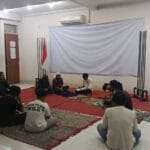 Peserta Pelajar Islam Indonesia menggelar doa bersama dan orasi kemanusiaan untuk korban banjir dan longsor di Sumatera