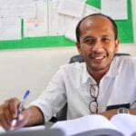 Pejabat Pemerintah Aceh klarifikasi penundaan gaji ASN Aceh Utara dan evaluasi APBK 2026 dalam konferensi pers di Banda Aceh.