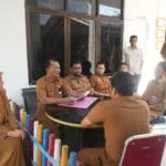 Sekda Lhokseumawe melakukan sidak ke Kantor Dukcapil Sekda Lhokseumawe melakukan sidak ke Kantor Dukcapil