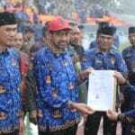 Pelantikan PPPK Paruh Waktu Aceh di Stadion Harapan Bangsa Banda Aceh diguyur hujan deras