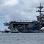 kapal induk USS Abraham Lincoln melakukan patroli di Laut China Selatan membawa jet tempur siluman F-35C milik Angkatan Laut Amerika Serikat. kapal induk USS Abraham Lincoln melakukan patroli di Laut China Selatan membawa jet tempur siluman F-35C milik Angkatan Laut Amerika Serikat.