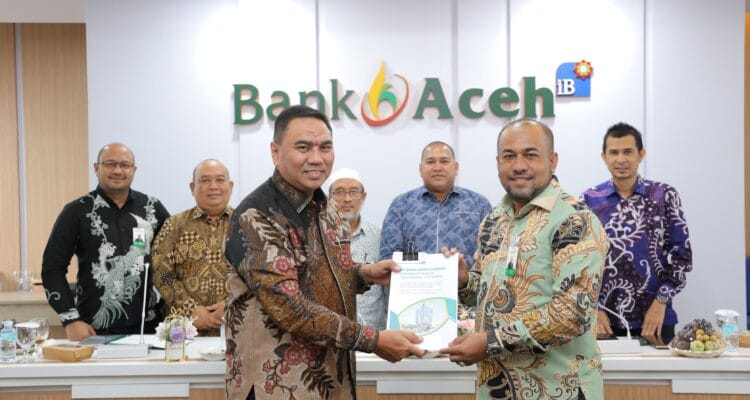 Opini WTP Bank Aceh 2025 diserahkan auditor kepada manajemen di Banda Aceh