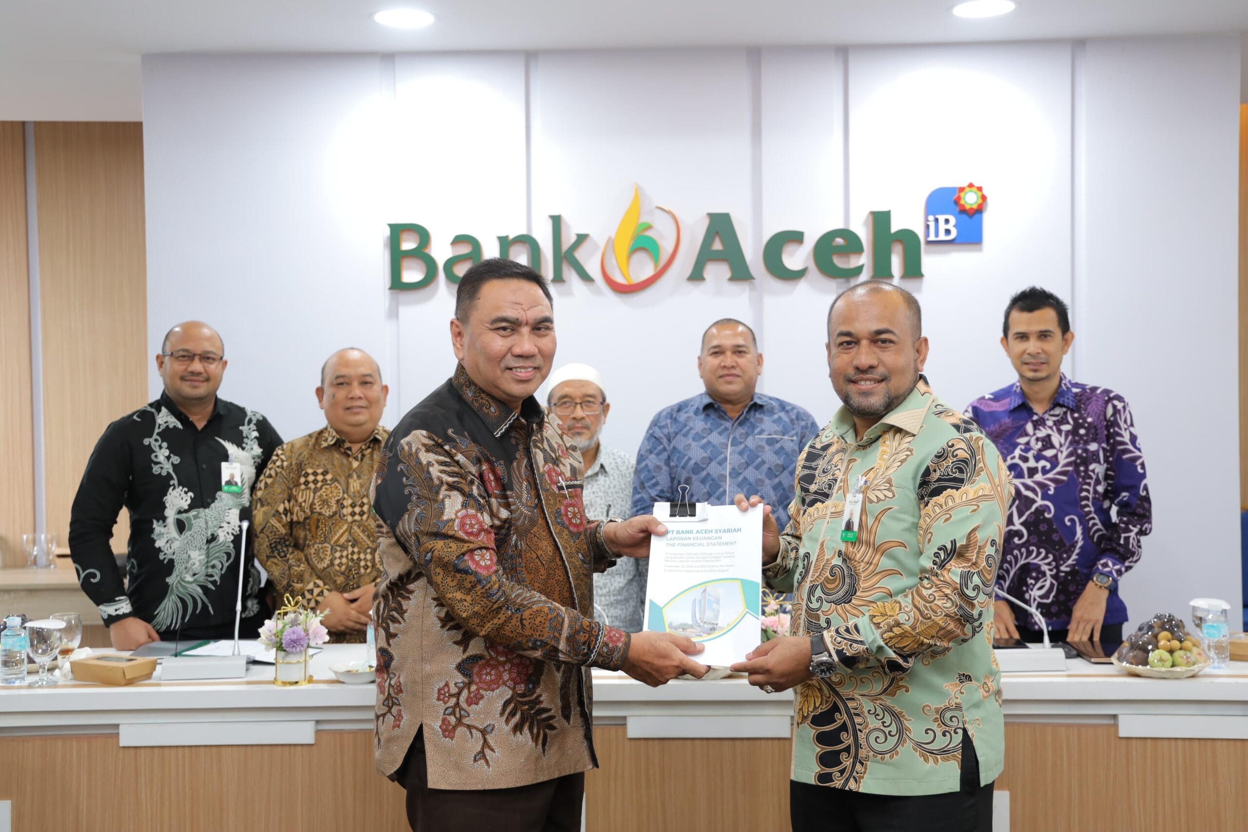 Opini WTP Bank Aceh 2025 diserahkan auditor kepada manajemen di Banda Aceh