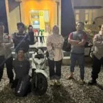 Polisi mengamankan pelaku pencurian tas Banda Aceh di Polsek Baiturrahman Polisi mengamankan pelaku pencurian tas Banda Aceh di Polsek Baiturrahman