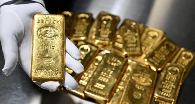 harga emas Antam turun tajam setelah cetak rekor tertinggi