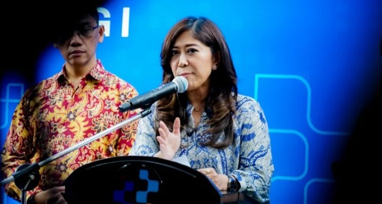 Menteri Komdigi Meutya Hafid umumkan aturan perlindungan anak digital Menteri Komdigi Meutya Hafid umumkan aturan Perlindungan anak platform digital.