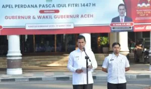 Sekda Aceh pimpin apel