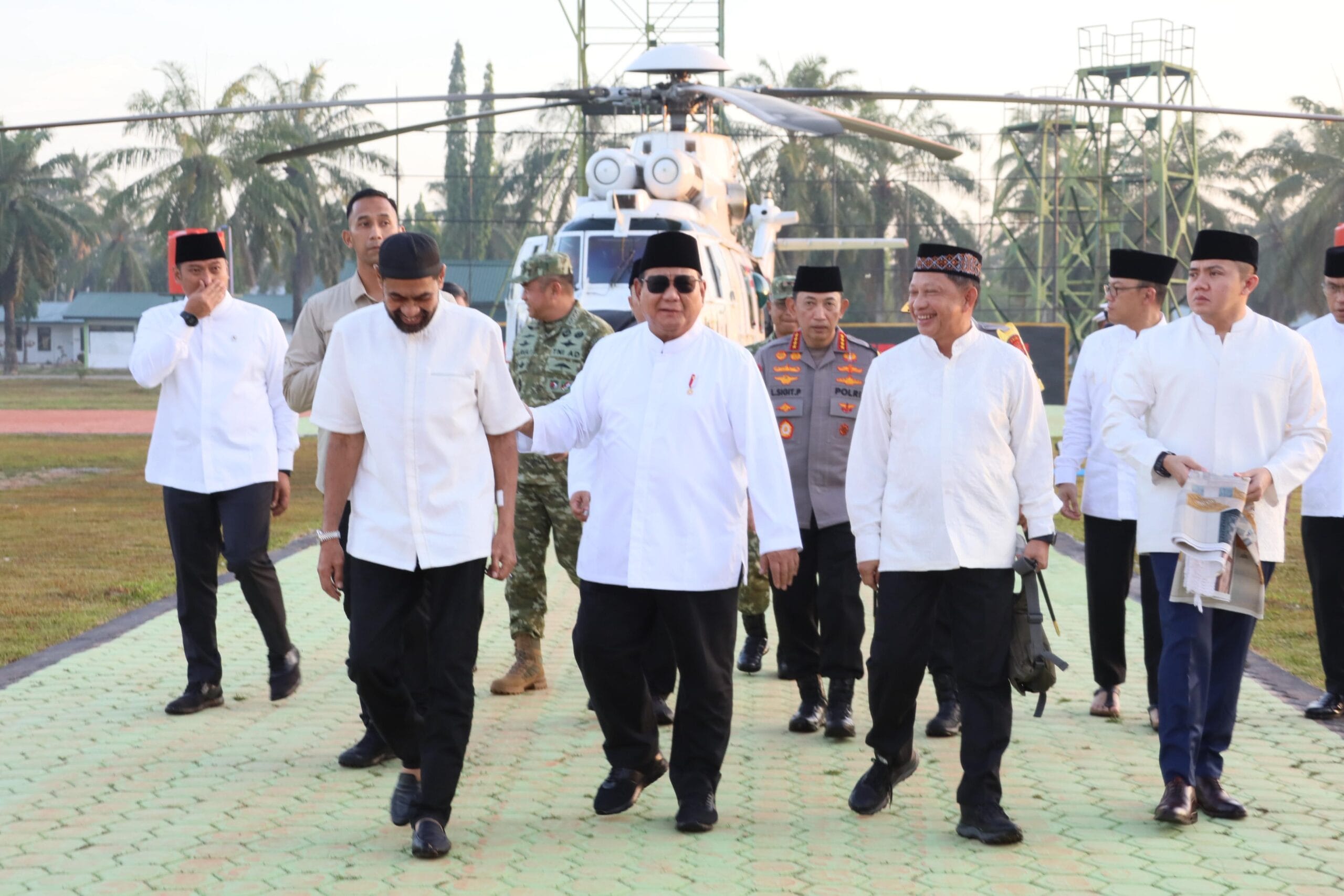 Prabowo Shalat Id Aceh Prabowo Shalat Id Aceh