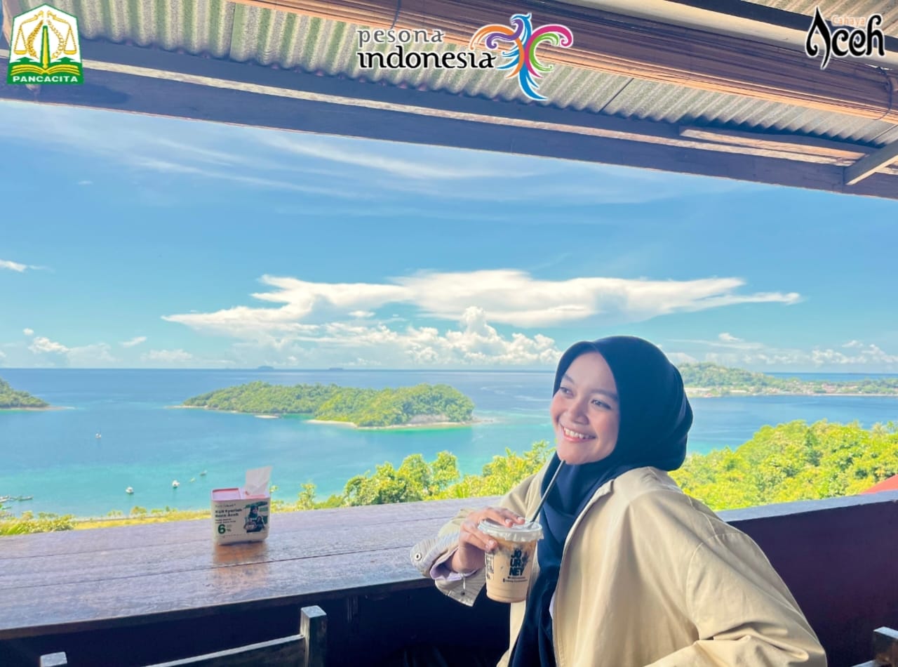 Cup of Journey Sabang cafe tepi tebing dengan pemandangan Selat Malaka Pulau Weh Aceh