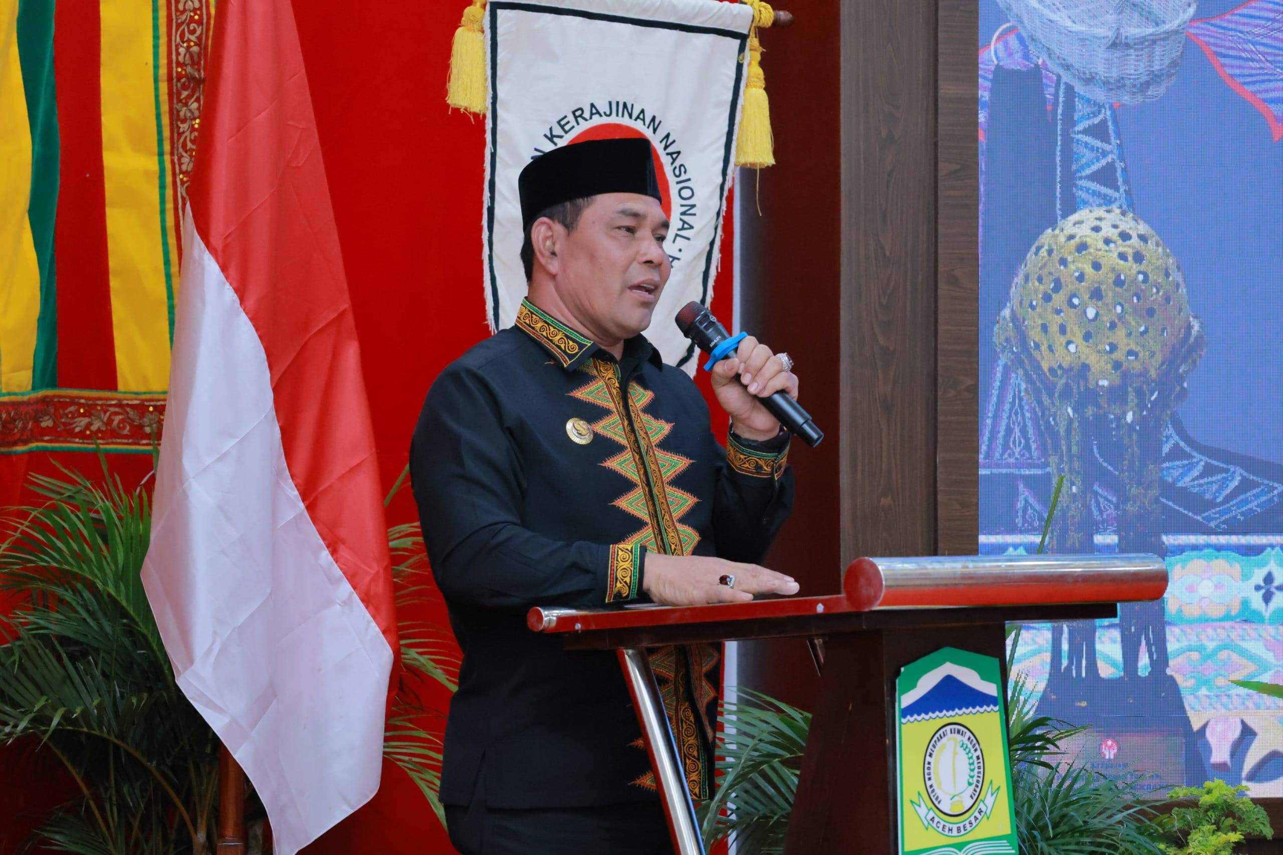 Dekranasda Aceh Besar dorong pengembangan UMKM dan kerajinan lokal untuk meningkatkan ekonomi masyarakat di Kota Jantho