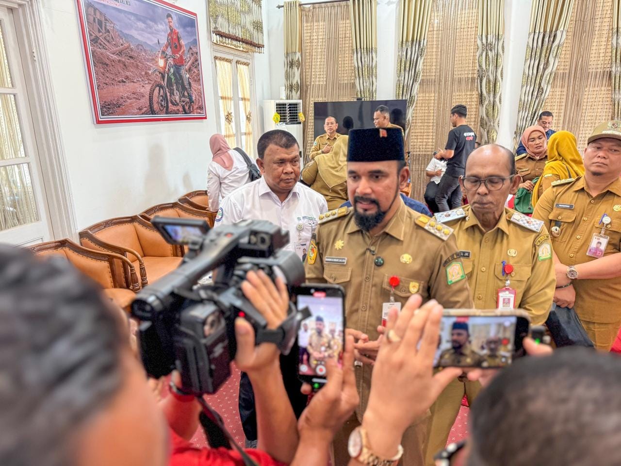 Al-Farlaky mendukung pencabutan Pergub JKA Aceh oleh Mualem