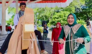 IMG-20260616-WA0000 Pawai 1 Muharram Aceh 1448 Hijriah di Banda Aceh menampilkan replika unta, miniatur Ka'bah, dan kreasi Islami para pelajar.