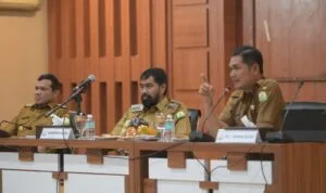 Gubernur Aceh Muzakir Manaf membahas revisi PoD Blok Andaman untuk mendukung hilirisasi gas Tengkulo melalui fasilitas KEK Arun di Lhokseumawe.