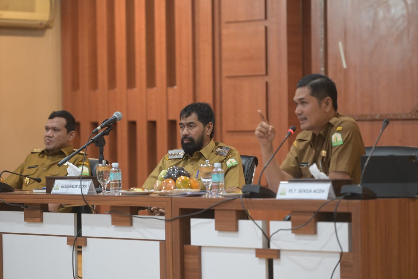 Gubernur Aceh Muzakir Manaf membahas revisi PoD Blok Andaman untuk mendukung hilirisasi gas Tengkulo melalui fasilitas KEK Arun di Lhokseumawe. Gubernur Aceh Muzakir Manaf membahas revisi PoD Blok Andaman untuk mendukung hilirisasi gas Tengkulo melalui fasilitas KEK Arun di Lhokseumawe.