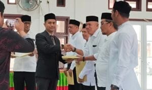 Tujuh anggota Tuha Peut Gampong Tanjong periode 2026-2032 resmi dilantik untuk memperkuat penyelenggaraan pemerintahan dan pembangunan gampong.