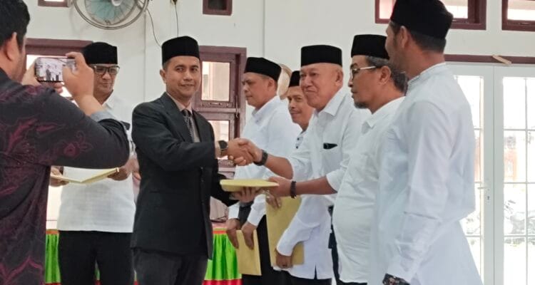 Tujuh anggota Tuha Peut Gampong Tanjong periode 2026-2032 resmi dilantik untuk memperkuat penyelenggaraan pemerintahan dan pembangunan gampong.