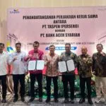 Wakil Gubernur Aceh Fadhlullah menyaksikan penguatan kerja sama Bank Aceh Syariah dan TASPEN dalam layanan dana pensiun bagi ASN dan pensiunan di Aceh.