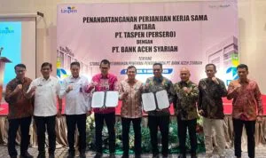 Wakil Gubernur Aceh Fadhlullah menyaksikan penguatan kerja sama Bank Aceh Syariah dan TASPEN dalam layanan dana pensiun bagi ASN dan pensiunan di Aceh.