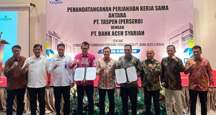 Wakil Gubernur Aceh Fadhlullah menyaksikan penguatan kerja sama Bank Aceh Syariah dan TASPEN dalam layanan dana pensiun bagi ASN dan pensiunan di Aceh.