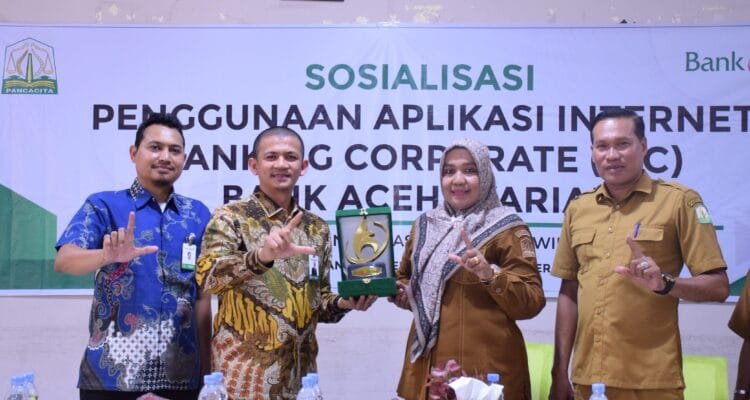 IMG-20260923-WA0003 Bank Aceh Syariah menyosialisasikan Internet Banking Corporate kepada kepala sekolah dan bendahara di Bireuen