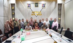 Bank Aceh dan DPRA membahas optimalisasi dividen dan Pendapatan Asli Aceh