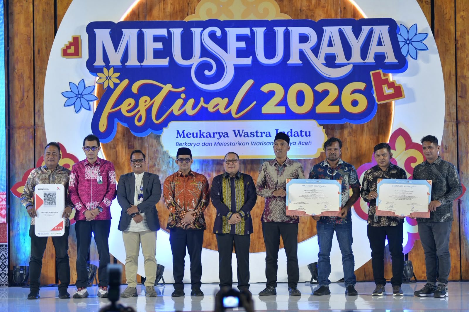 Peluncuran QRIS Dinamis Soundbox Bank Aceh bersama Bank Indonesia Aceh pada Meuseuraya Festival 2026 Peluncuran QRIS Dinamis Soundbox Bank Aceh bersama Bank Indonesia Aceh pada Meuseuraya Festival 2026