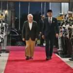 Polda Metro Jaya mengatur lalu lintas saat kunjungan Sekjen PBB Antonio Guterres di Jakarta