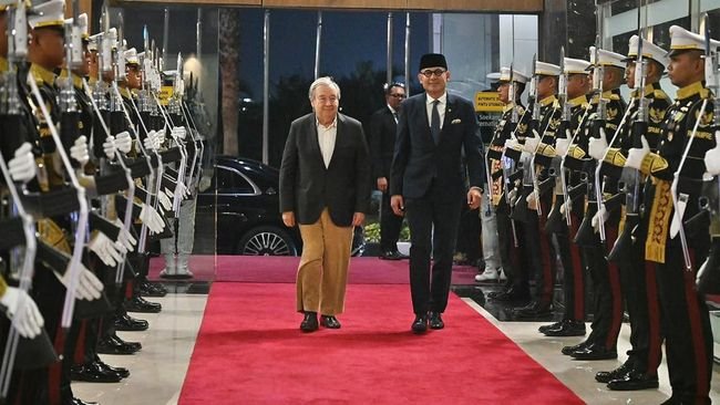 Polda Metro Jaya mengatur lalu lintas saat kunjungan Sekjen PBB Antonio Guterres di Jakarta Polda Metro Jaya mengatur lalu lintas saat kunjungan Sekjen PBB Antonio Guterres di Jakarta